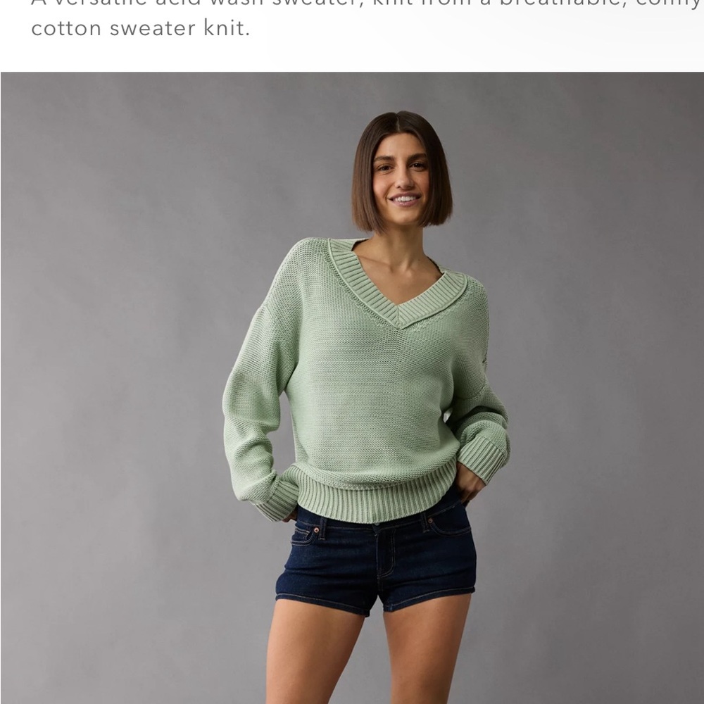 American Eagle - Mint Green V-Neck Women's Sweater - Picture 1 of 7